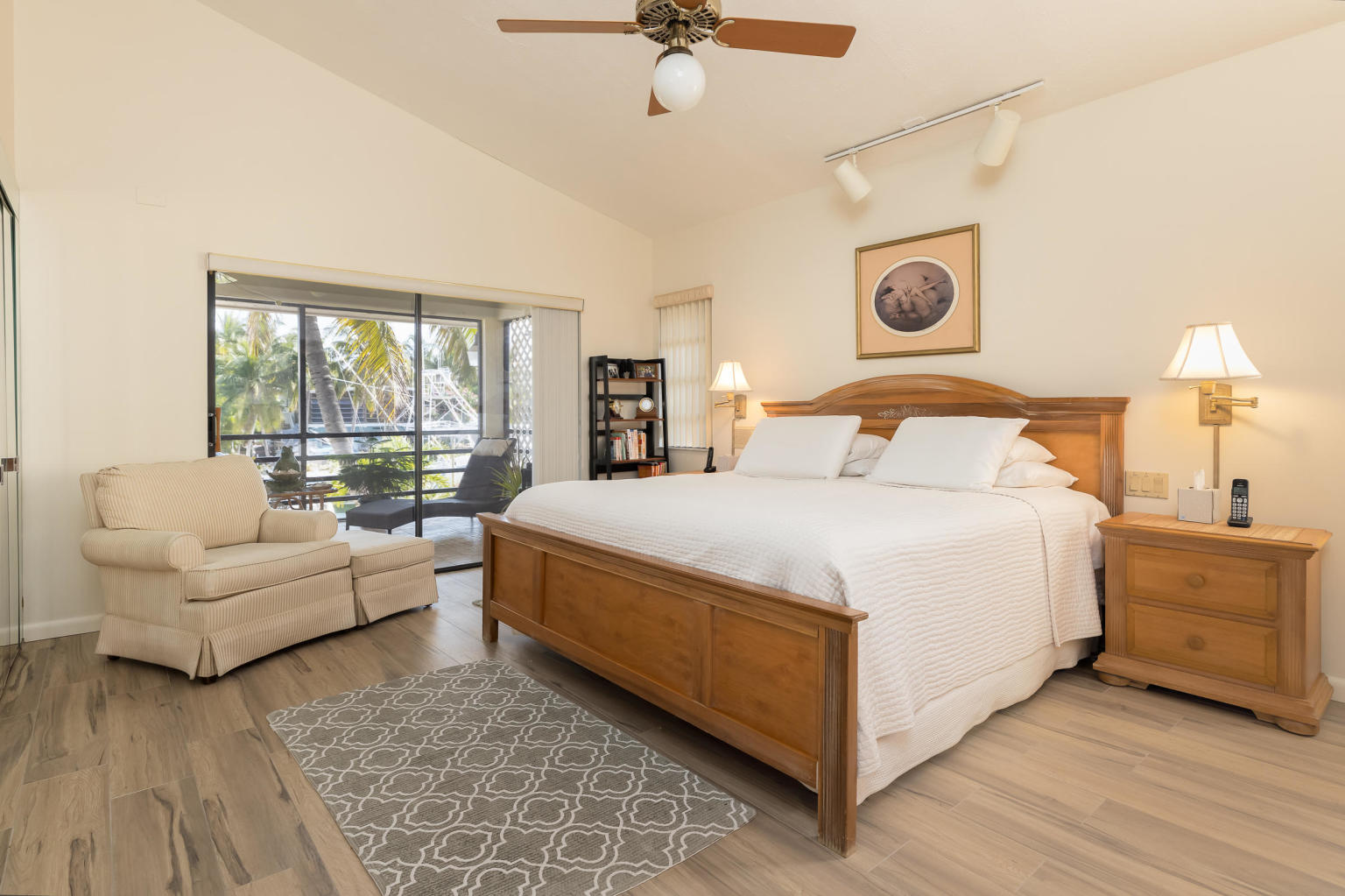 Real Estate in the Florida Keys Large house in Port Largo , THE Key