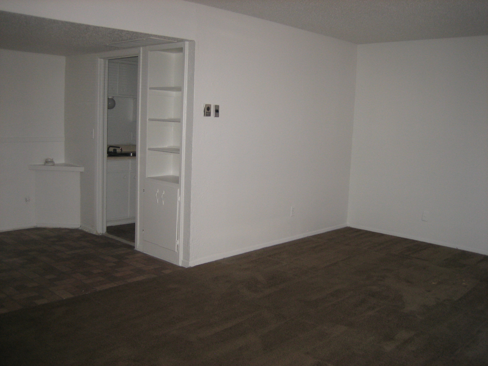 Wilshire Manor Apartments