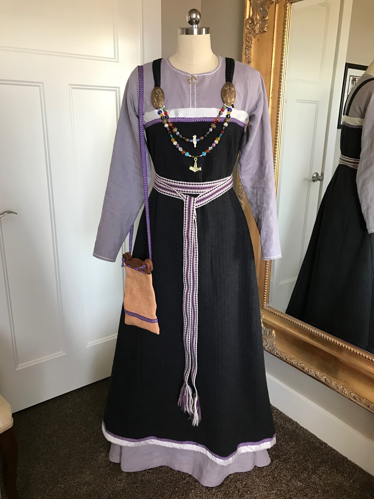Jane Fox Historical Costumes: Completed Norse / Viking Outfit - First 
