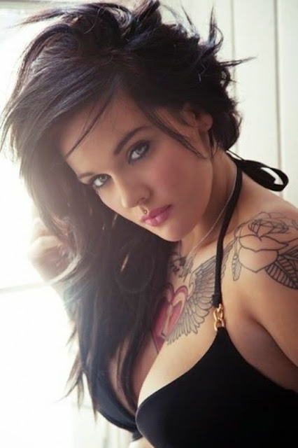 Hot girls Tattoo Pic, Romantic tattoo pic and many others hot design Tattoo Pic