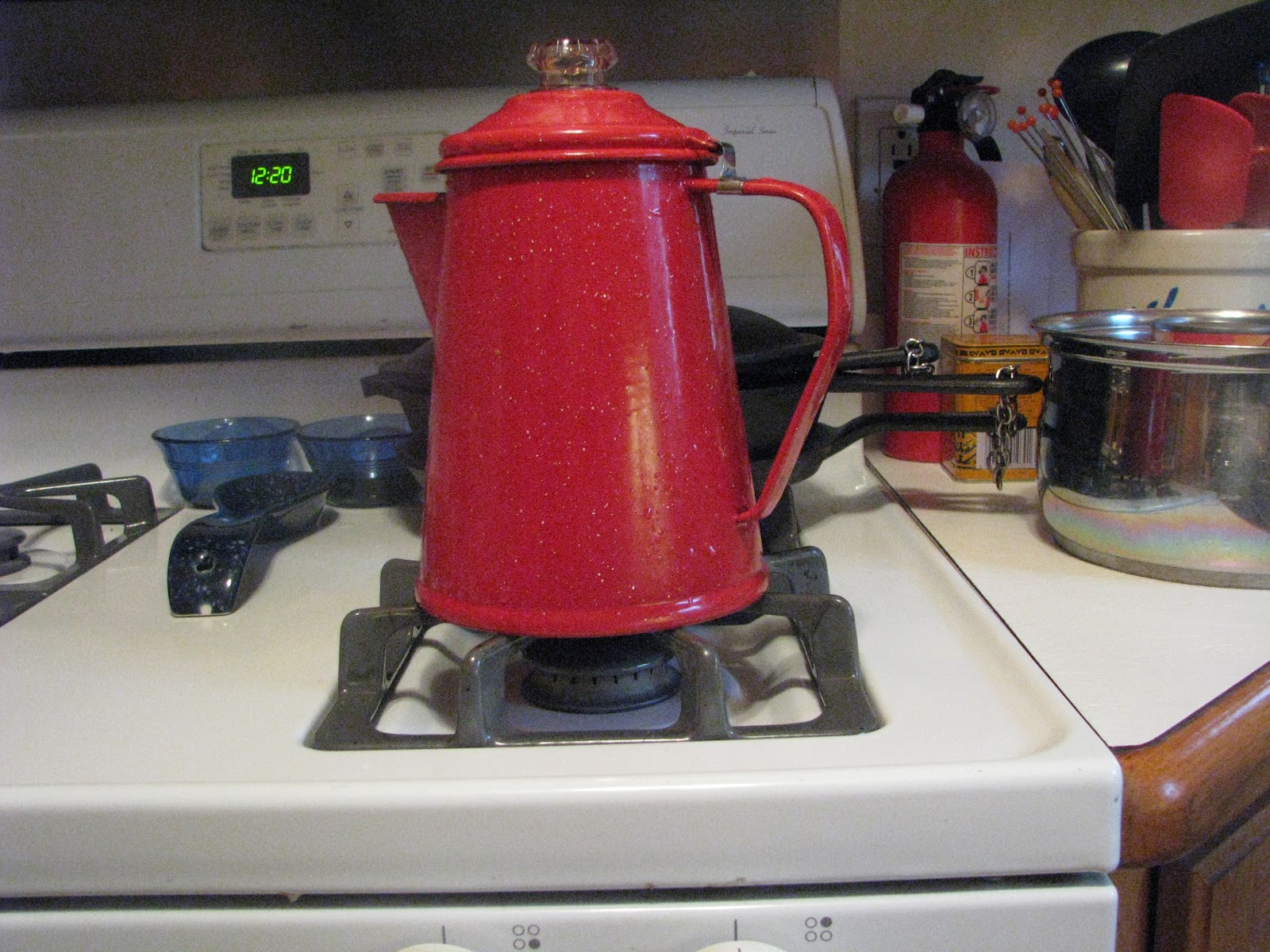 Faithfully Trusting: How To Use A Percolator To Make Coffee