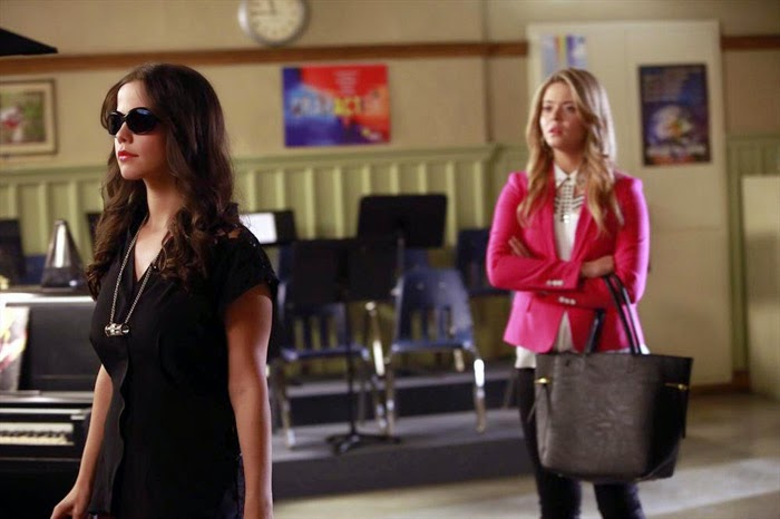 Pretty Little Liars: March of Crimes Review- "Kahn Games"