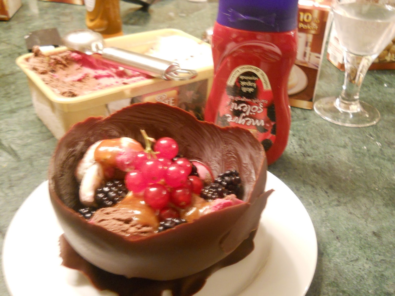 ANNEMİNELİ ÇİKOLATA BALONUNDA CARTE D�OR KUPU