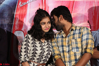 Swathi Reddy Looks super cute at London Babulu theatrical trailer launch ~  Exclusive 002