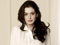 Anne Hathaway In Short Life (Anne Hathaway Biography)