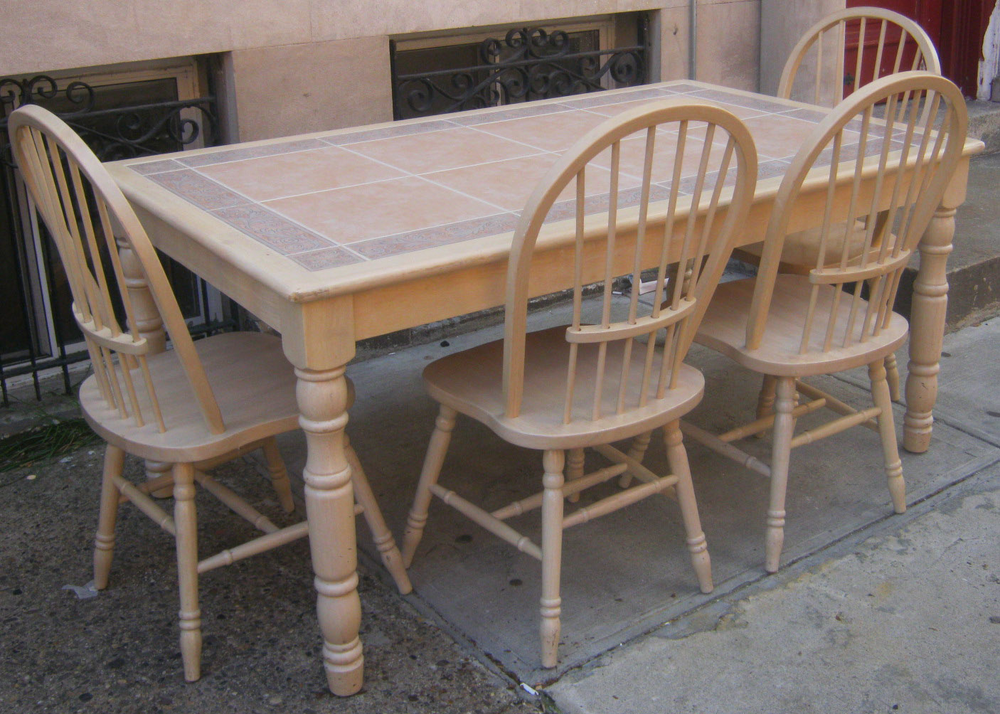 Uhuru Furniture & Collectibles TIle Top Table & 4 ChairsSOLD