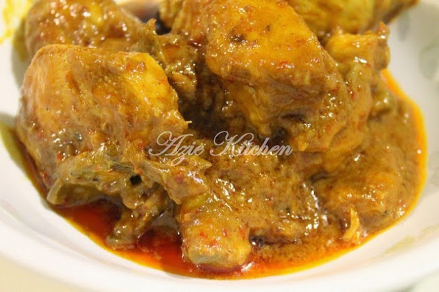 Rendang Ayam Yang Sedap dan Tahan Lama - Azie Kitchen