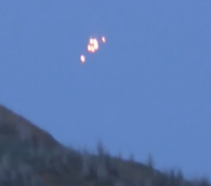 UFO SIGHTINGS DAILY: UK Mirror Gets Fooled Into Thinking April 2013 UFO