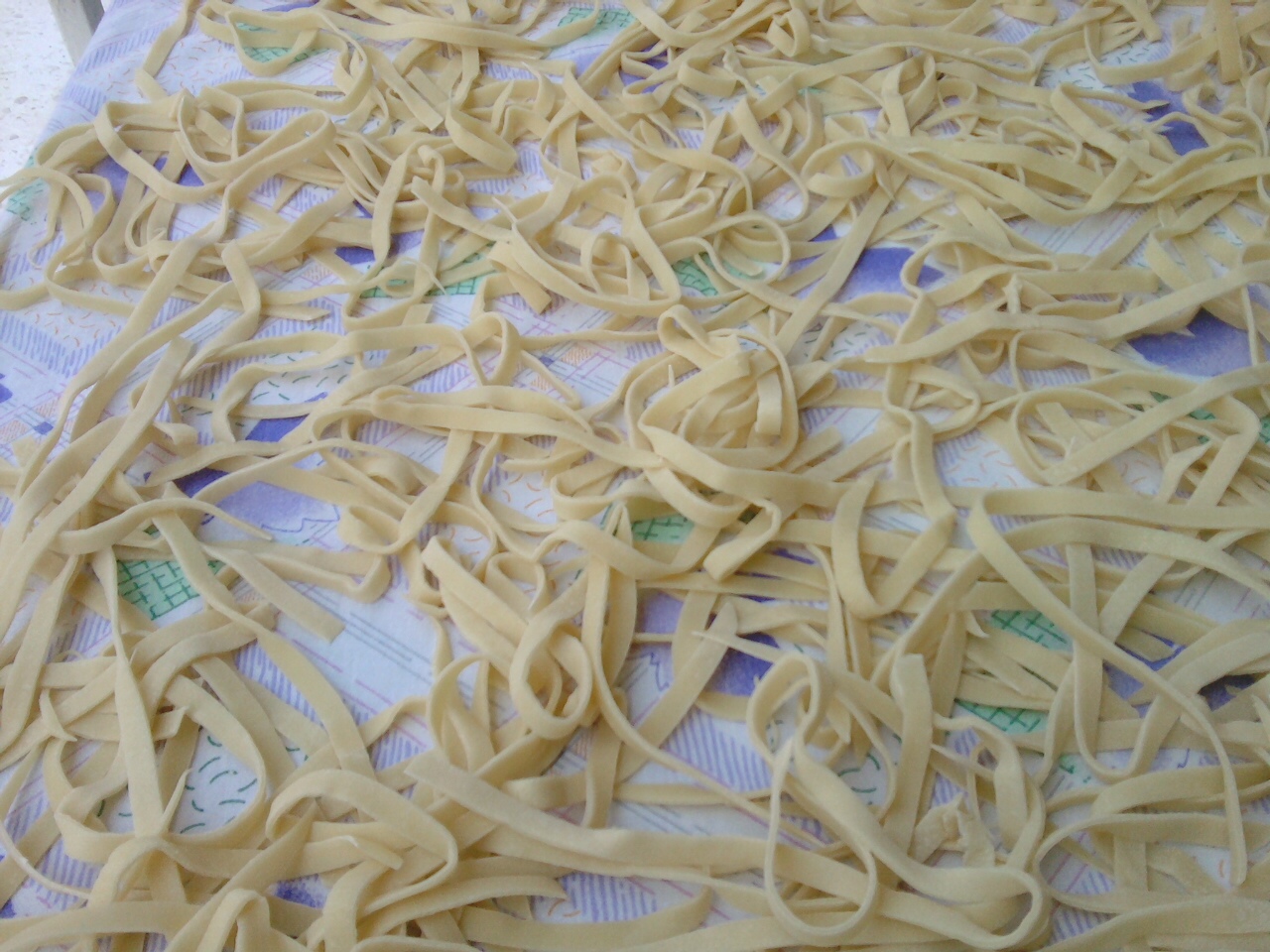 Ev yapımı makarna tarifi yaseminin lezzetleri çok lezzetli )