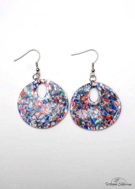 Boucles d'oreilles en pâte polymère Corail, Bleu royal, Jade et Blanc Stenna Création