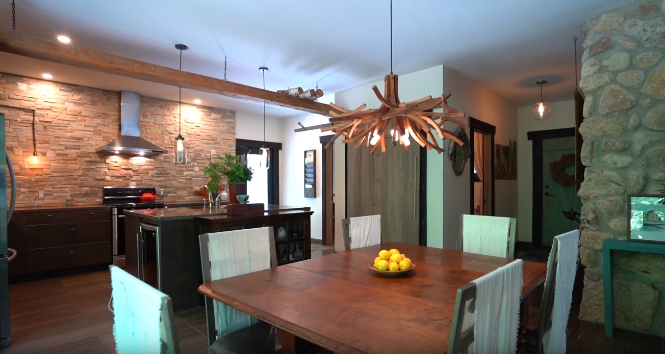 18 Photos vs. 101 Borchardt Rd, Lion's Head, ON vs. Home Interior Design Tour