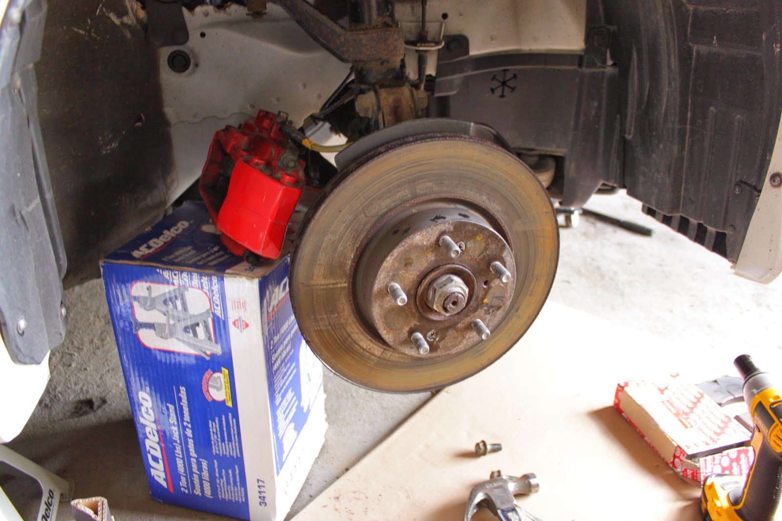 Acura RSX TypeS / Honda Integra DC5 How to replace Brembo brake pads