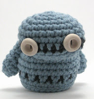 PATRON ROBOT AMIGURUMI 2156