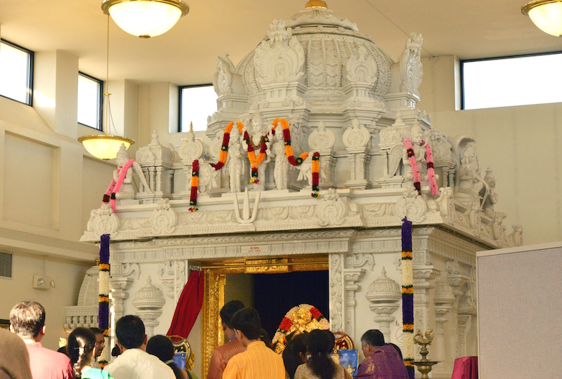 hindu temple of wisconsin holi