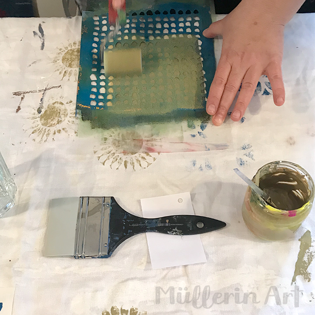 Sieb-und Schablonedruck nach ©muellerinart Sieb-und Schablonedruck nach ©muellerinart