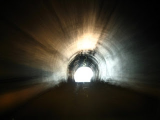 światło tunel