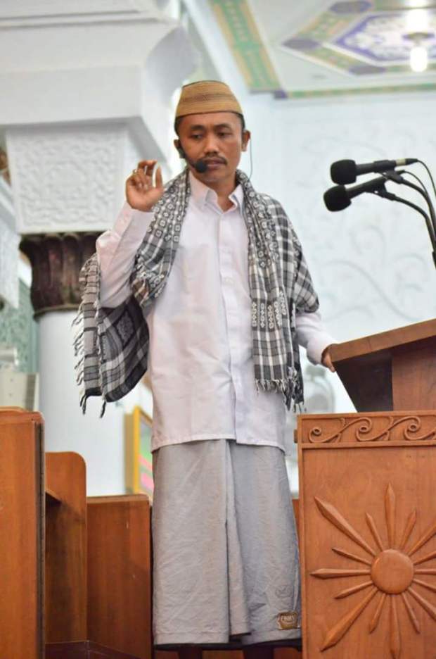 Profil Ustadz Muhammad Idrus Ramli Bulan Ramadlan 29