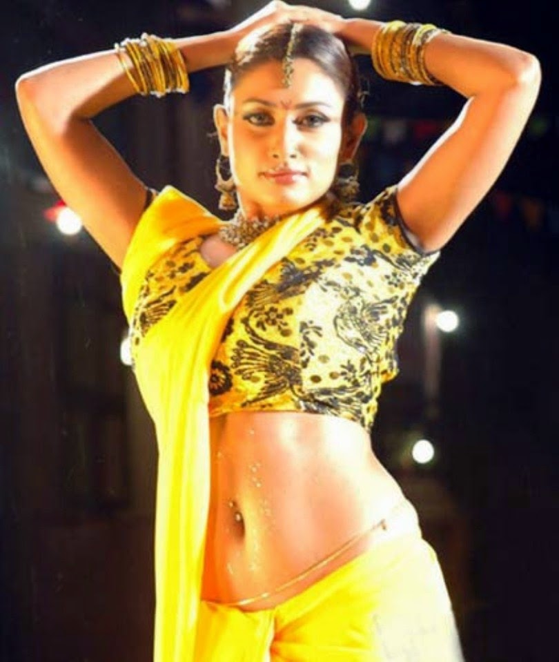 Honey Glitz Indian Actress New Navel Piercing Photos