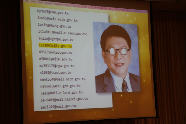 他的 email 出現在 Ashley Madison 的資料裡,可是媒體連追他都不敢,讓他就這麼輕輕帶過 他的 email 就這麼出現在 Ashley Madison 的資料裡,可是主流媒體卻追他追得比追黃立成還不用力,讓他就這麼輕輕帶過