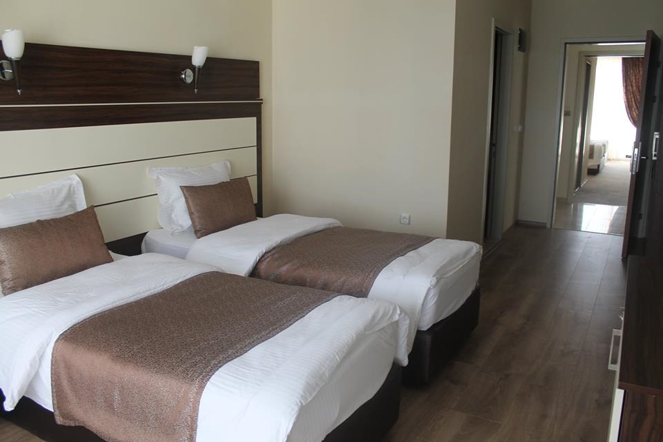 ayvalik ucuza kalinacak yerler cunda uygulama oteli