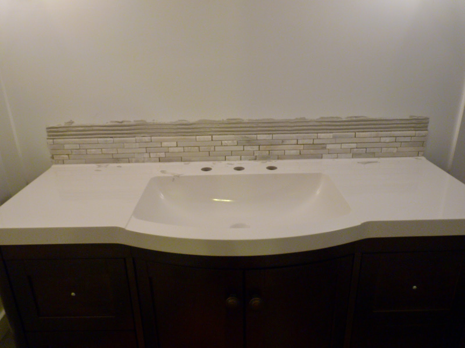 d i y d e s i g n: DIY Mosaic Back-Splash