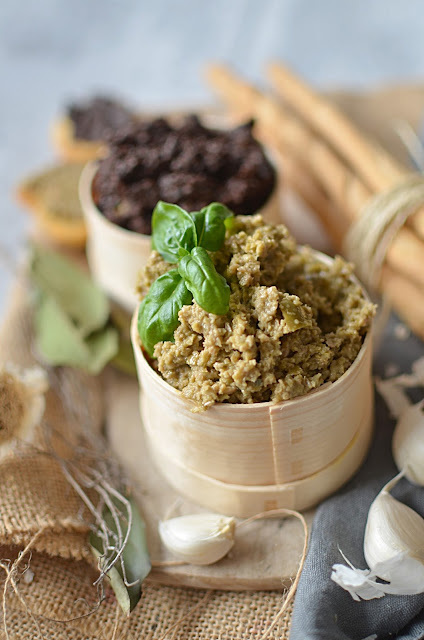 Tapenade d'olives vertes et noires