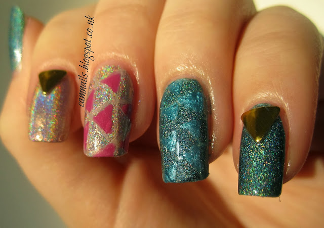 holographic-pattern-triangle-nail-art-stud-manicure