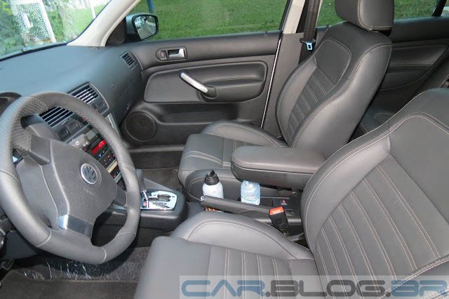 VW Golf 2.0 Autompatico - interior