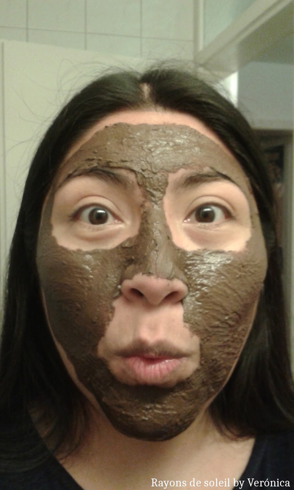 Download Rayons De Soleil By Veronica Lush Cupcake Fresh Face Mask PSD Mockup Templates