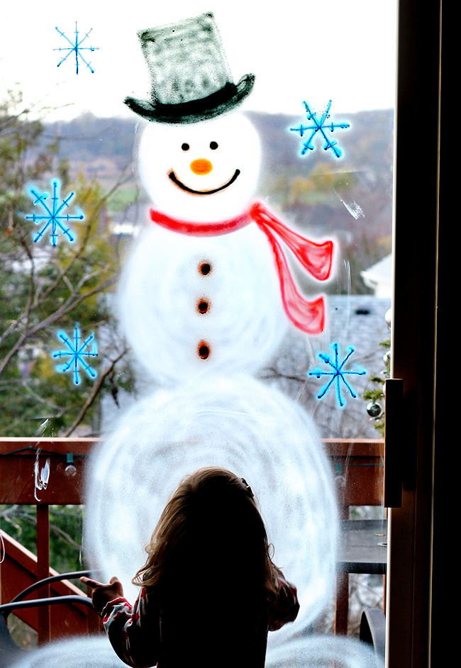 Bubby and Bean ::: Living Creatively: A Holiday Window Art Project