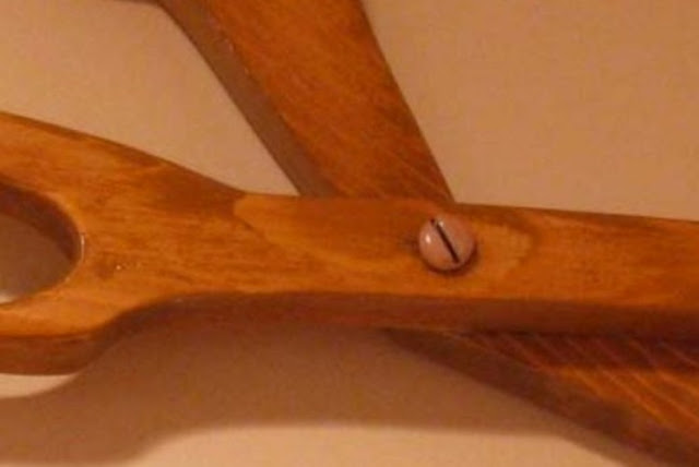 wooden scissors pattern detail