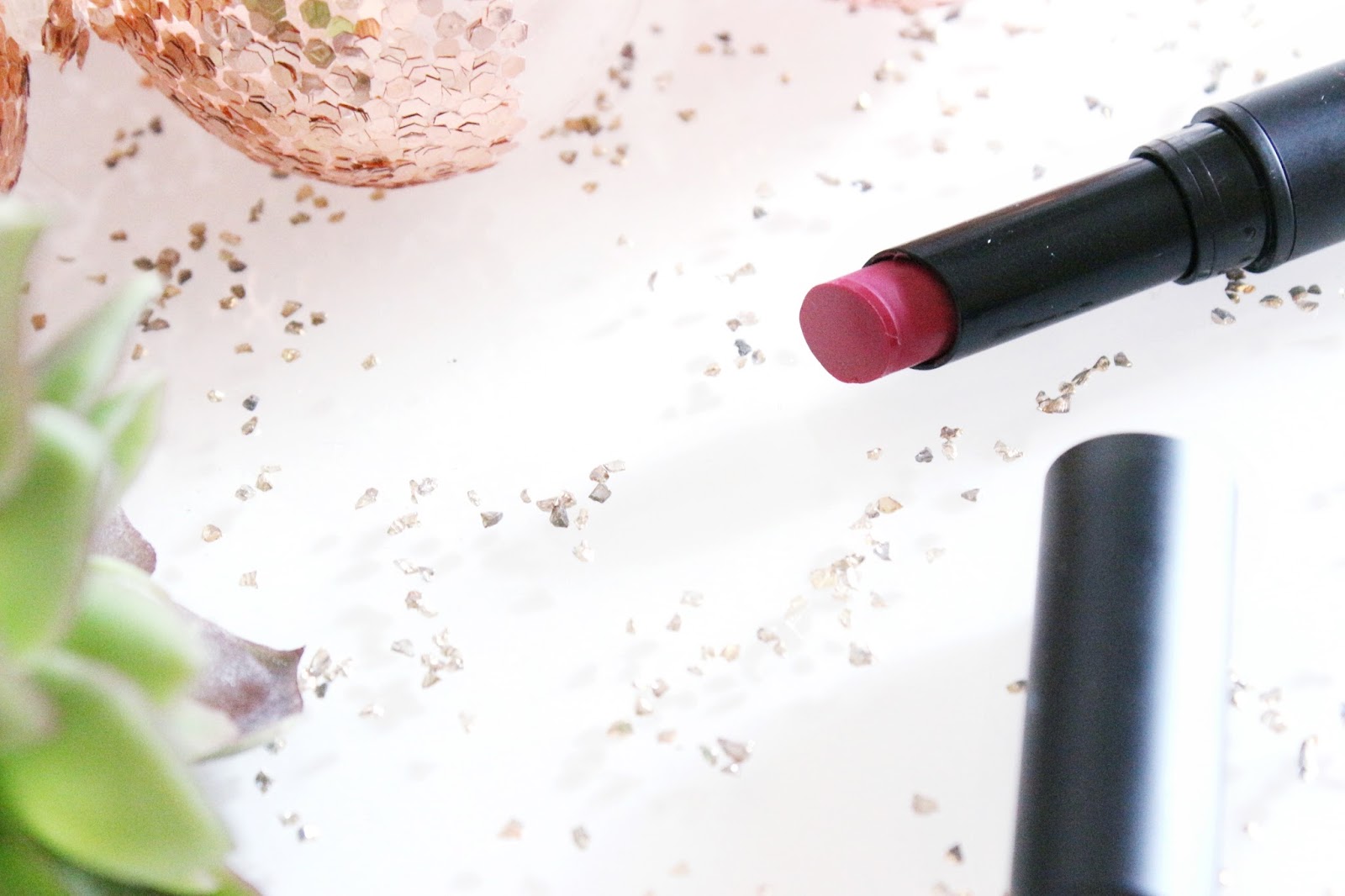 velour-lipstick-studiomakeup velour-lipstick-studiomakeup
