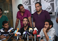 شباب الثورة يعلنون حل ائتلافهم رسميا في مؤتمر صحفي بـ«ساقية الصاوي » شباب الثورة يعلنون حل ائتلافهم رسميا في مؤتمر صحفي بـ«ساقية الصاوي »