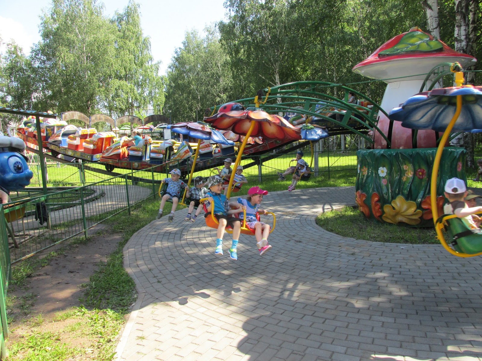 парк аттракционов в кирове