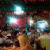 DONO DE RESTAURANTE EXPULSA CLIENTES APÓS COMENTÁRIO RACISTA SOBRE GARÇOM