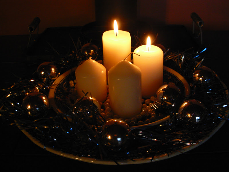 Две свечи адвента. Второй день адвента. Второй адвент в германии. Вторая свеча адвента значение. Вторая свеча адвента.