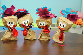 Adorable paper bag turkeys for preschool