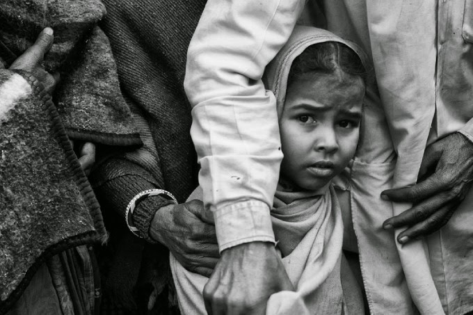 OLTRE IL MURO: ARTE e FOTOGRAFIA: SAIBAL GUPTA | PHOTOGRAPHER