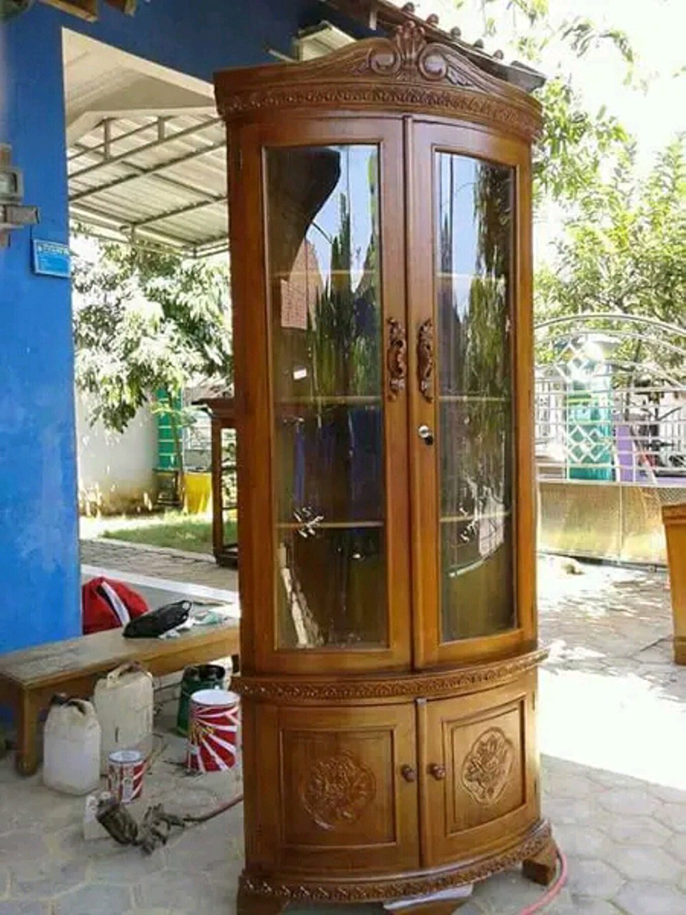 Furniture Lemari Hias, Koleksi Terkini!