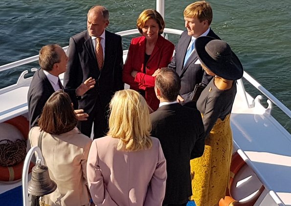 Governor of Rhineland-Palatinate Malu Dreyer and her Husband Klaus Jensen. Queen Maxima wore Natan wool top and yellow lace skirt. visit Germany