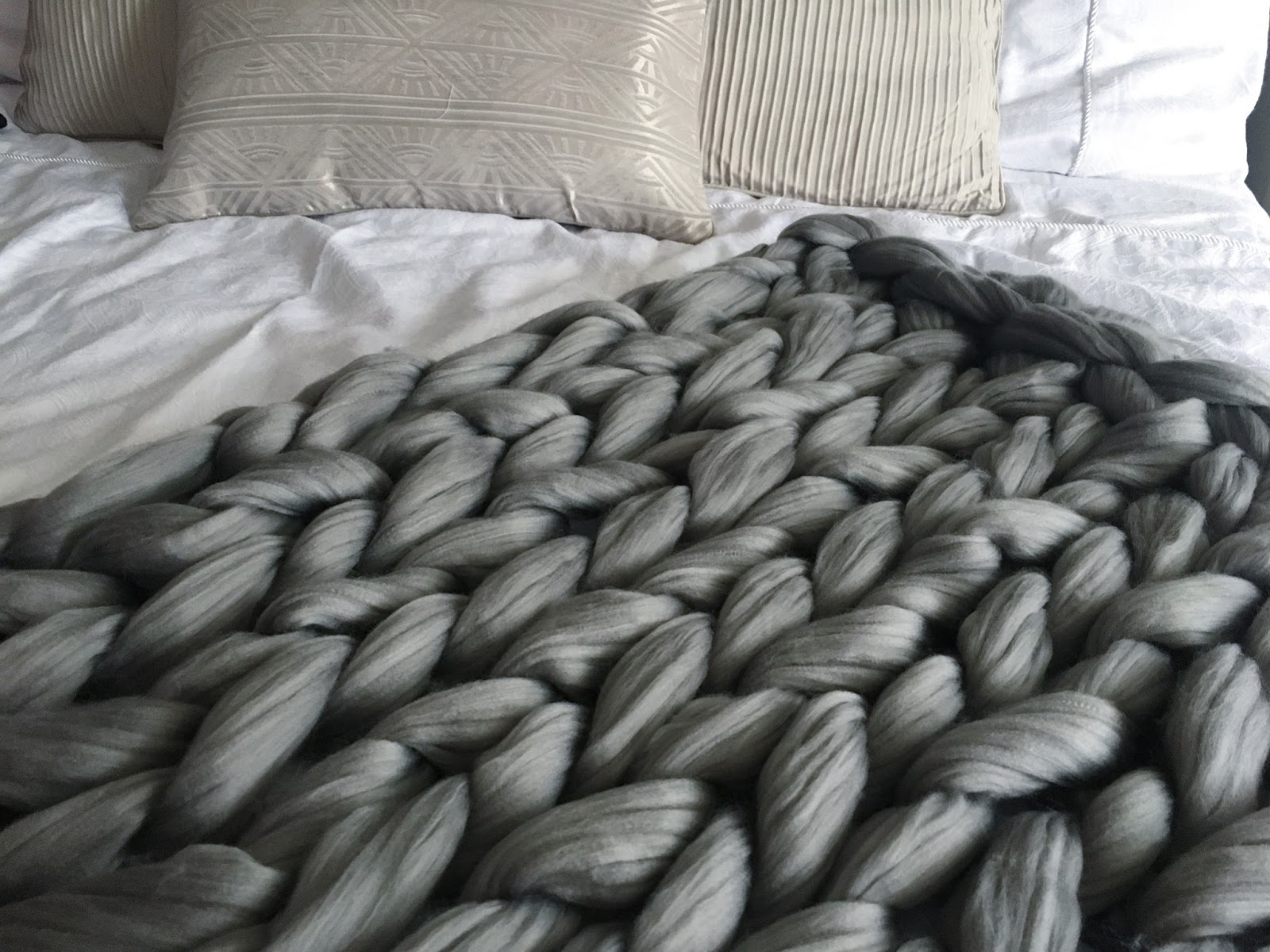 DIY Giant Knitted Blanket Leah Marriott