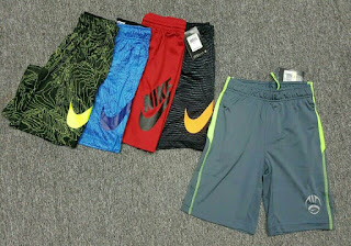 Quần thể thao bé trai Nike xịn dư made in Vietnam.