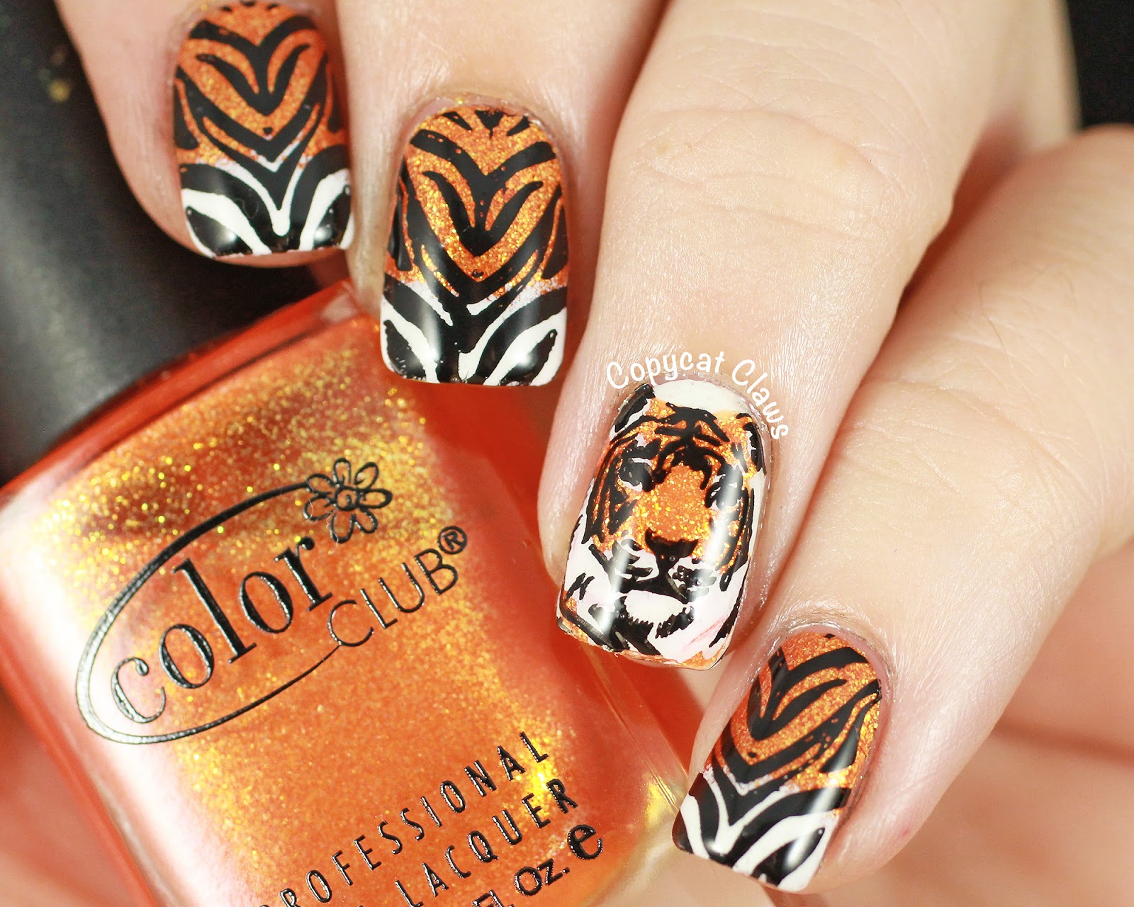 tiger face nail art