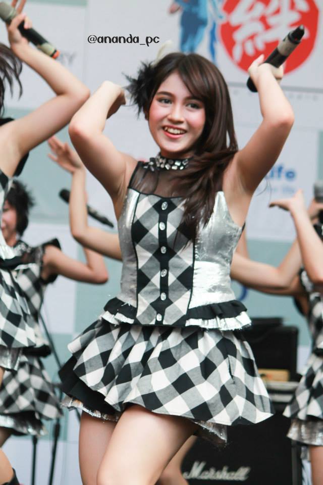 Foto Ketiak Nabilah JKT48 - Kumpulan Foto