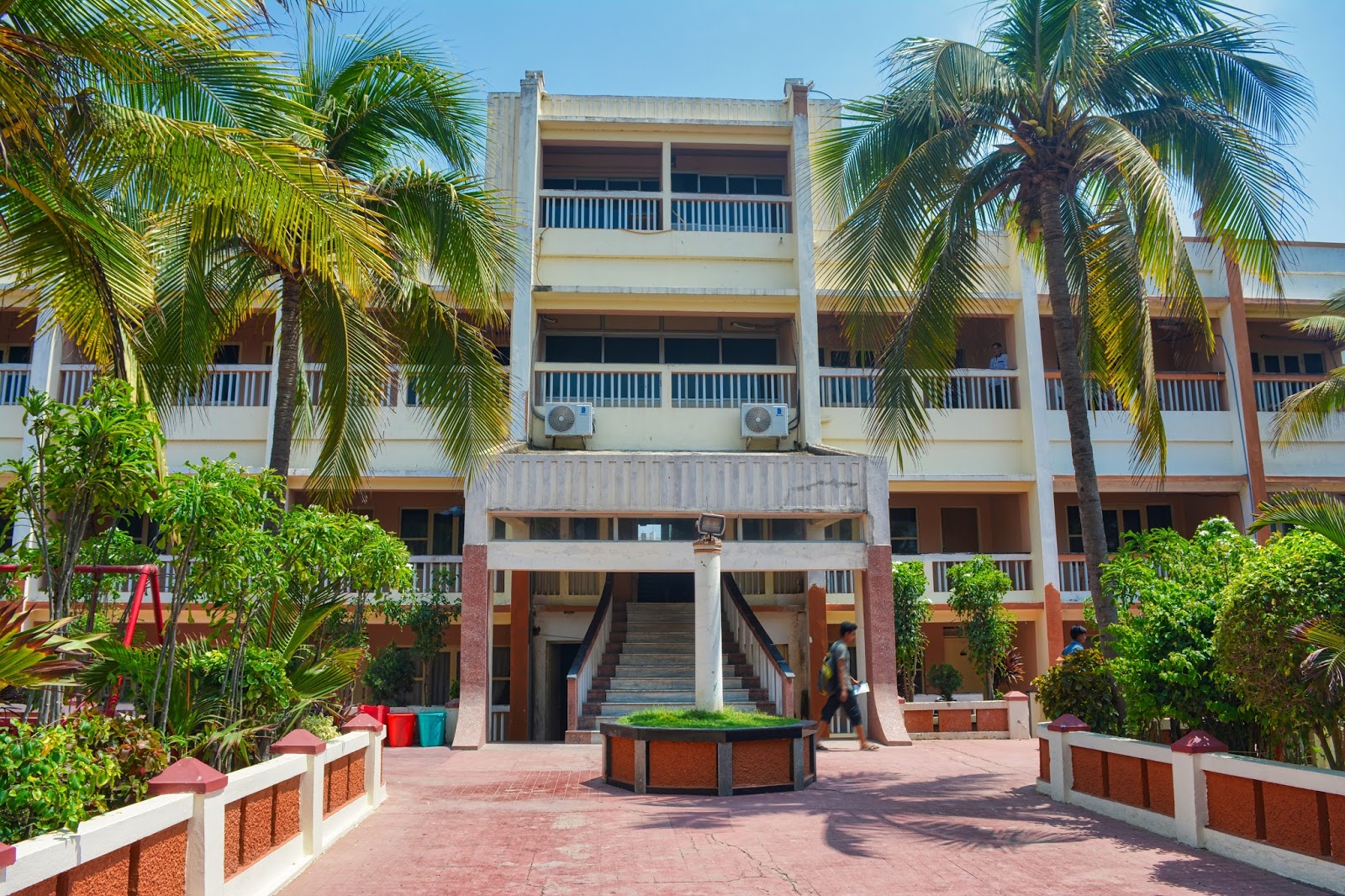 Hotel Sea Hawk Digha
