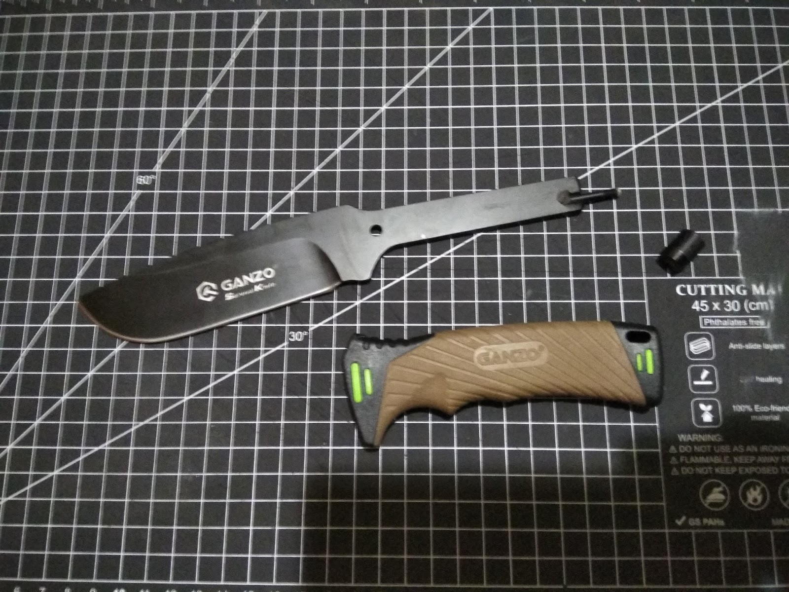 Best Chinese Knives Ganzo G8012 Fixed Blade Survival Knife Review!
