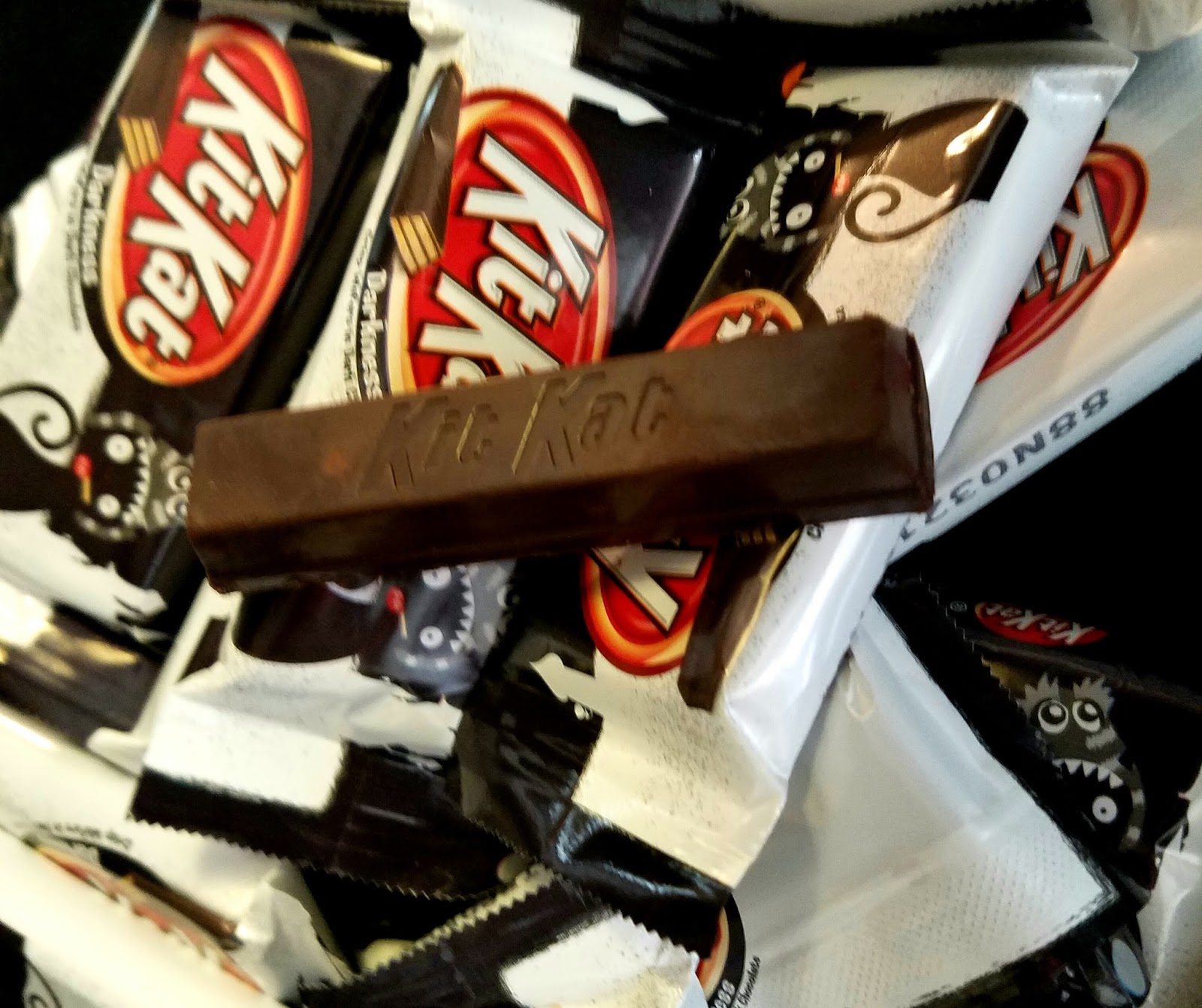 Obsessive Sweets Halloween Wafer Bar Kit Kat Darkness