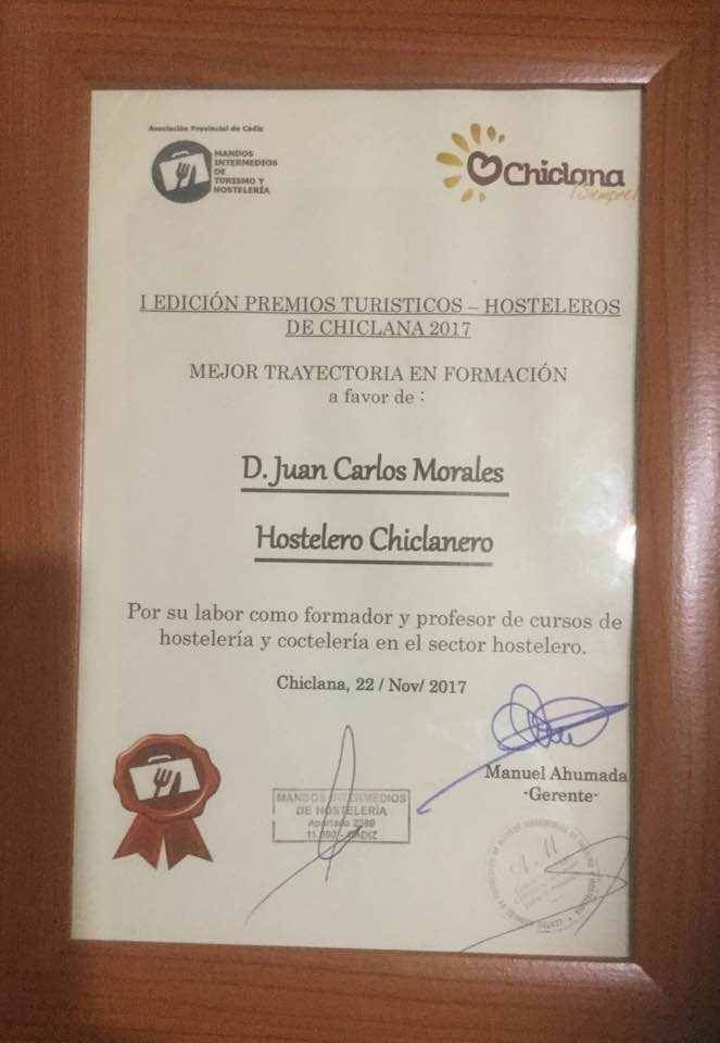 PREMIO AL MEJOR PROFESOS DE COCTELERIA