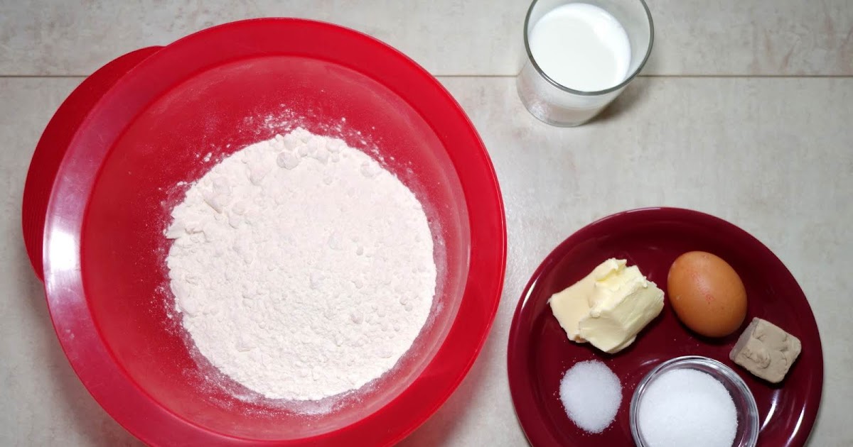 In de Kök: Hefeteighörnchen mit Zimtquark-Füllung