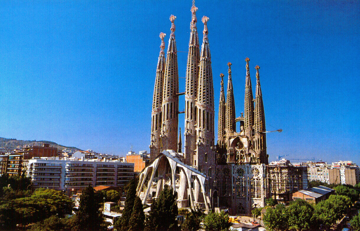 sagrada-Familia-barcelona-city-spain.jpg
